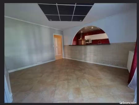 f3 a vendre