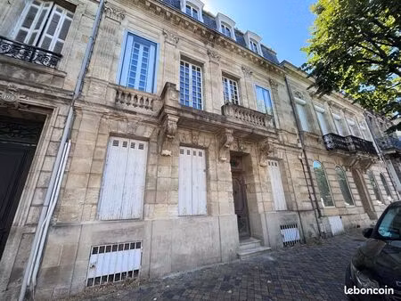 exceptionnel immeuble en pierre à rénover – jardin piscinable – bordeaux centre