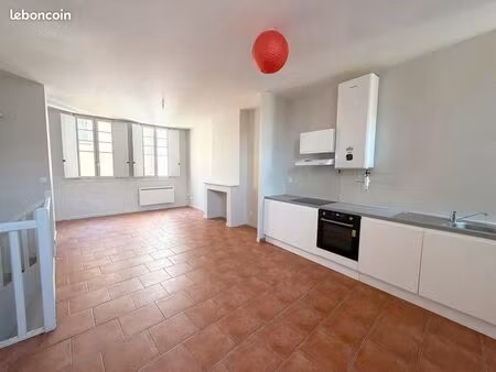 appartement 3 pièces 75 m²