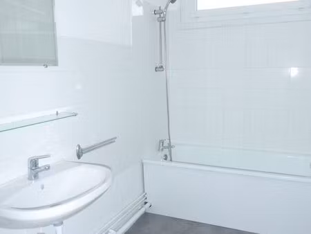 appartement à louer à beaumont-sur-sarthe