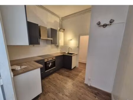 à louer – appartement t5 de 110 m² – figeac (46100)