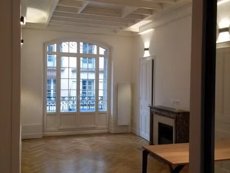 superbe t3 rénové cours berriat/jaures