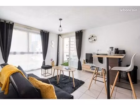 appartement meublé f2 balcon parking couvert
