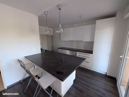 appartement f4 74m² libre