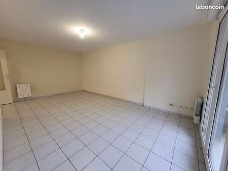appartement 3 pièces 64 m²