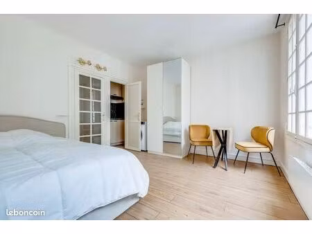 studio entièrement refait à neuf et meublé