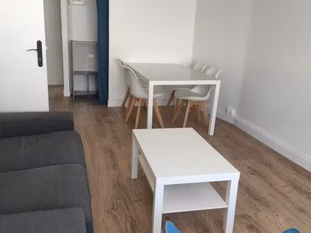 t2 54m² à louer  place de parking incluse  proche centre ville