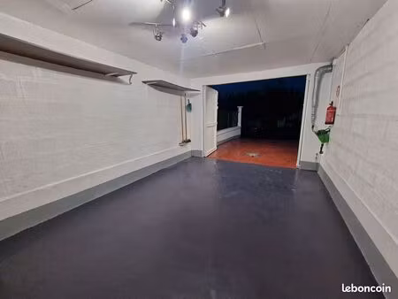 parking/box 23 m² mantes la jolie