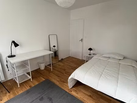 appartement meublé rénové 1 chambre proche gare