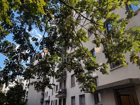 appartement 3 pièces avec balcon lumineux