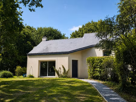 maison au calme sur grand terrain