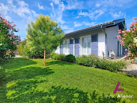 maison 6 pièces 136 m²