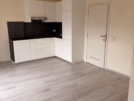 appartement à louer à marcel creusiaux 50 gosselies (vwd18238)