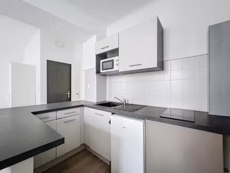 location meublée appartement 1 pièce 27.65 m² à avignon (84000)  450 €