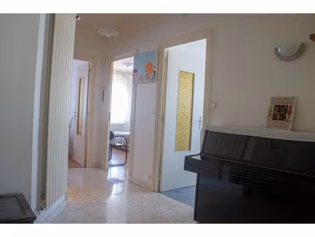 location meublée chambre 1 pièce 19 m² à villeurbanne (69100)  480 €