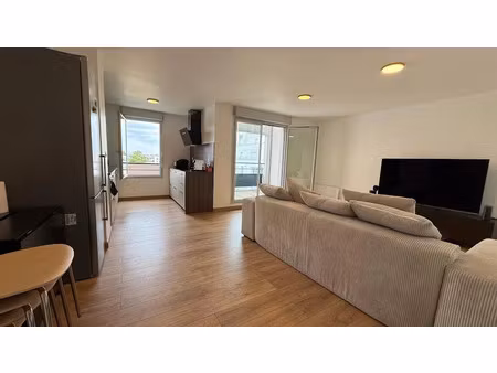 location meublée appartement 1 pièce 66 m² à villeurbanne (69100)  500 €