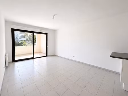 location appartement 2 pièces 48.08 m² à beziers (34500)  600 €