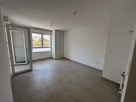 location appartement 1 pièce 25.28 m² à la seyne-sur-mer (83500)  622 €