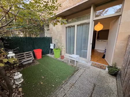location meublée appartement 1 pièce 27.1 m² à lyon 8ème (69008)  640 €