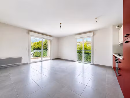appartement à vendre grasse 3 pièce(s) 60m2 250 000€