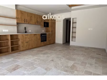 vente maison 4 pièces 97 m² le lavandou (83980)
