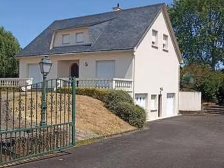vente maison à sainte-luce-sur-loire (44980) : à vendre / 210m² sainte-luce-sur-loire