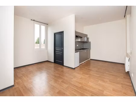 location appartement 2 pièces 33 m² à toulouse (31000)  700 €