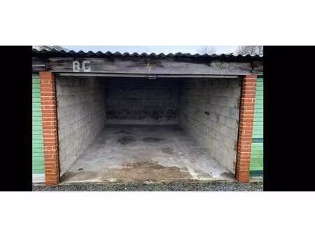 box de garage fermé