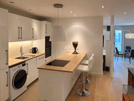 "paris 6ème mabillon" superbe appartement de 3 pièces meublé de 76 m² entièrement rénové !