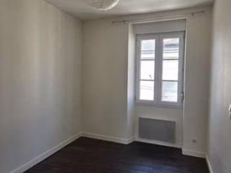 location appartement t1 à angers (49000) : à louer t1 / 35m² angers