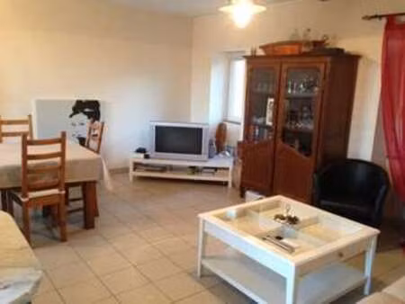 location appartement 3 pièces à pouance (49420) : à louer 3 pièces / 72m² pouance