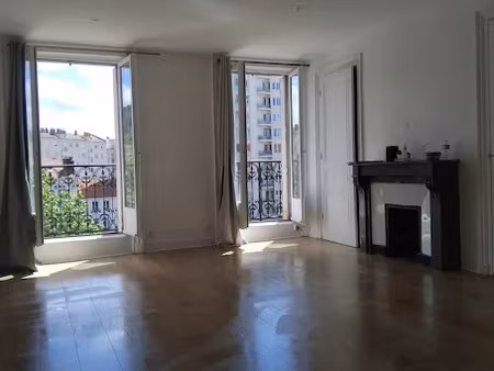 location appartement 2 pièces 70 m² à saint-etienne (42000)  800 €
