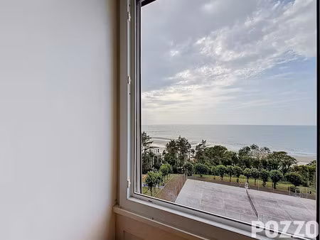 location meublée appartement 2 pièces 29.8 m² à trouville-sur-mer (14360)  798 €