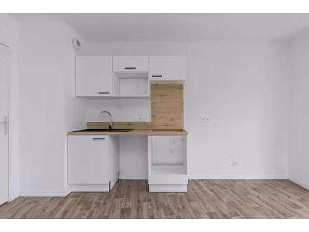 location appartement 3 pièces 68 m² à notre-dame-de-bondeville (76960)  791 €