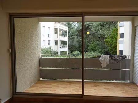 location appartement 2 pièces 45 m² à montpellier (34000)  880 €