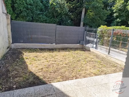 location appartement 1 pièce 15 m² à villejuif (94800)  850 €