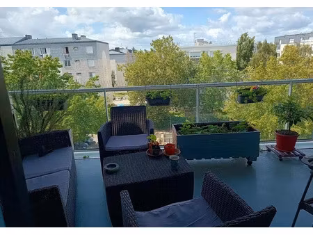 location appartement 3 pièces 65 m² à nantes (44000)  990 €
