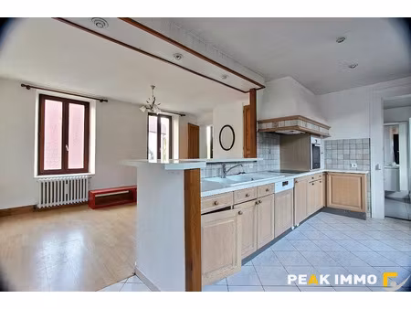 location appartement 4 pièces 83.72 m² à annecy (74000)  1 151 €