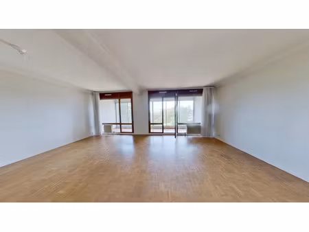location appartement 2 pièces 91.36 m² à lyon 5ème (69005)  1 299 €