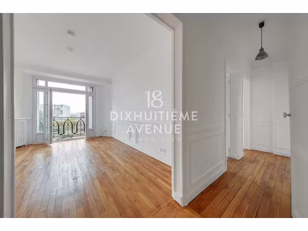 location appartement 2 pièces 48.17 m² à paris 18ème (75018)  1 300 €