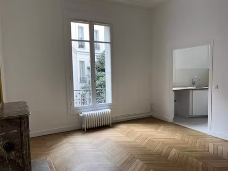 location appartement 2 pièces 55 m² à paris 16ème (75016)  2 140 €