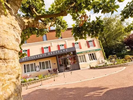 location meublée immeuble 17 pièces 1056 m² à cuisery (71290)  5 150 €