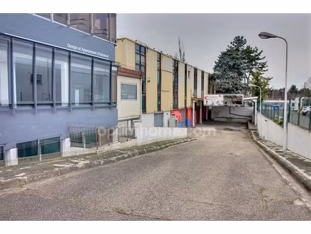 location locaux professionnels 3 pièces 250 m² à orgeval (78630)  2 583 €
