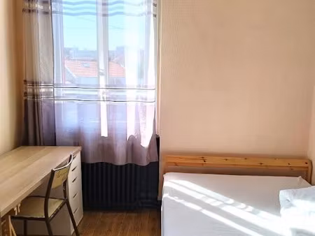 location meublée maison 2 pièces 53.57 m² à villeurbanne (69100)  599 €