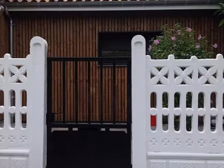 location meublée maison 4 pièces 80 m² à merignac (33700)  1 500 €