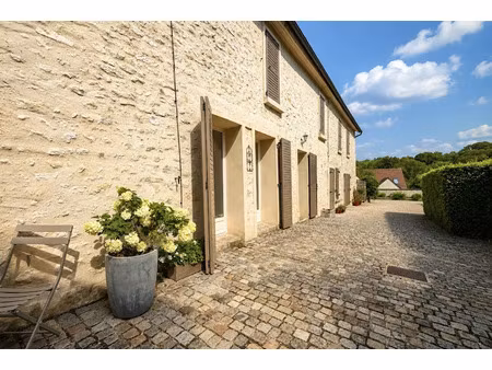 location maison 3 pièces 76 m² à senlis (60300)  1 220 €