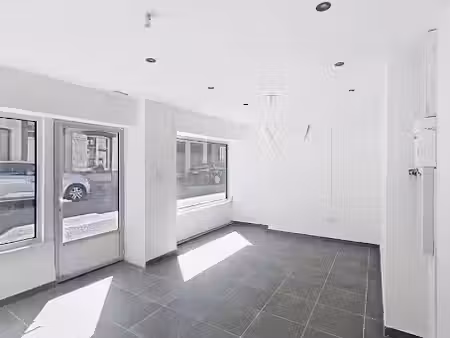 location locaux professionnels 1 pièce 23.14 m² à verneuil d'avre et d'iton (27130)  530 €