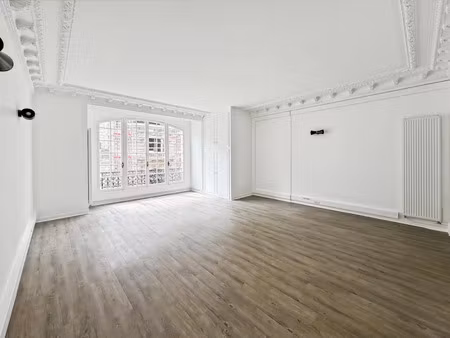 location locaux professionnels 252 m² à paris 9ème (75009)  10 666 €