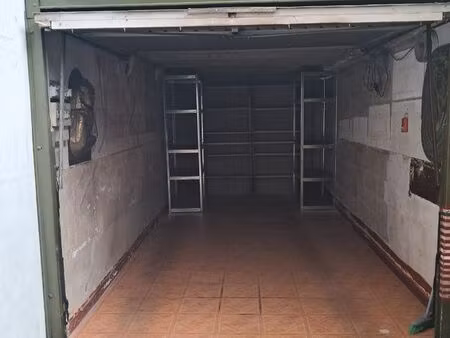 box garage