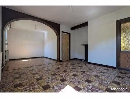 maison 5 pièces 77 m²